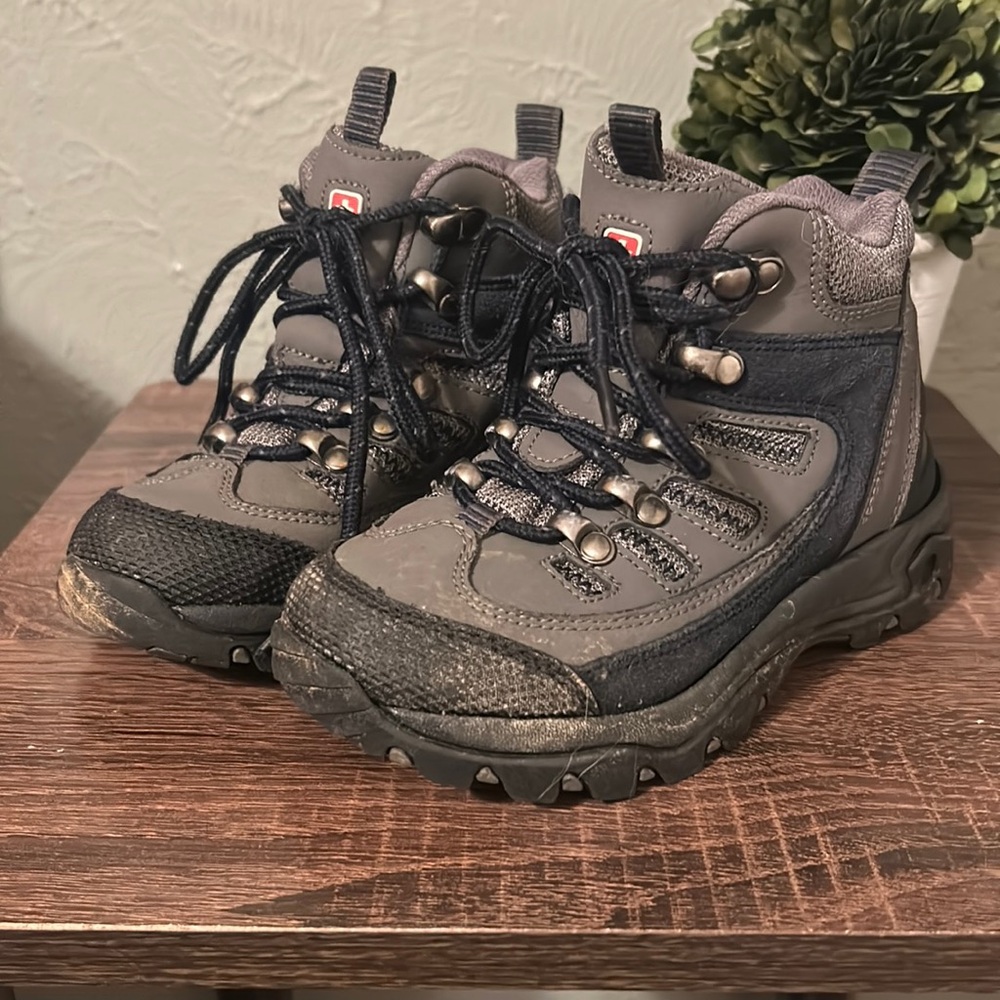 Swiss gear toddler hiking boots